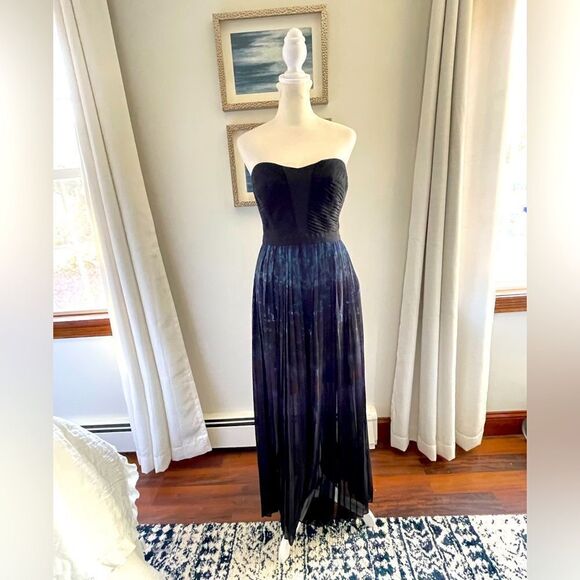 Urban Outfitters Silence + Noise strapless dress size 4 EUC - Picture 1 of 16